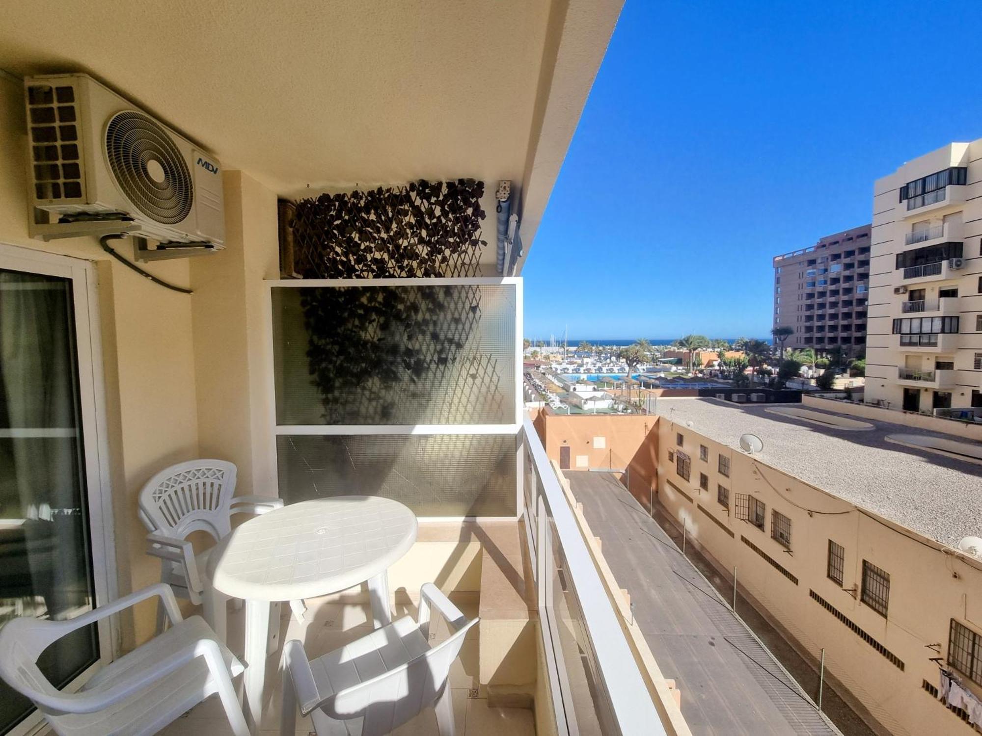 פואנגירולה Pyr Beach And Pool Studio II מראה חיצוני תמונה